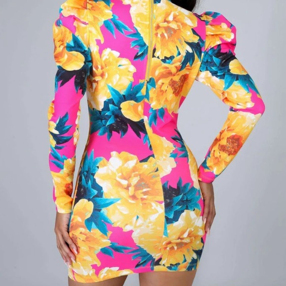 Jealous Tamatoes Puffy Sleeve Floral Mini bodycon Dress - Picture 3 of 4